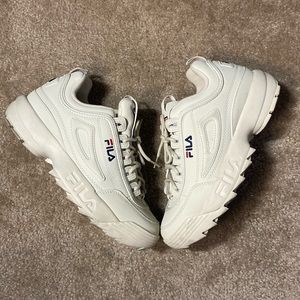 Fila disruptor 2 premium shoes women’s size 9